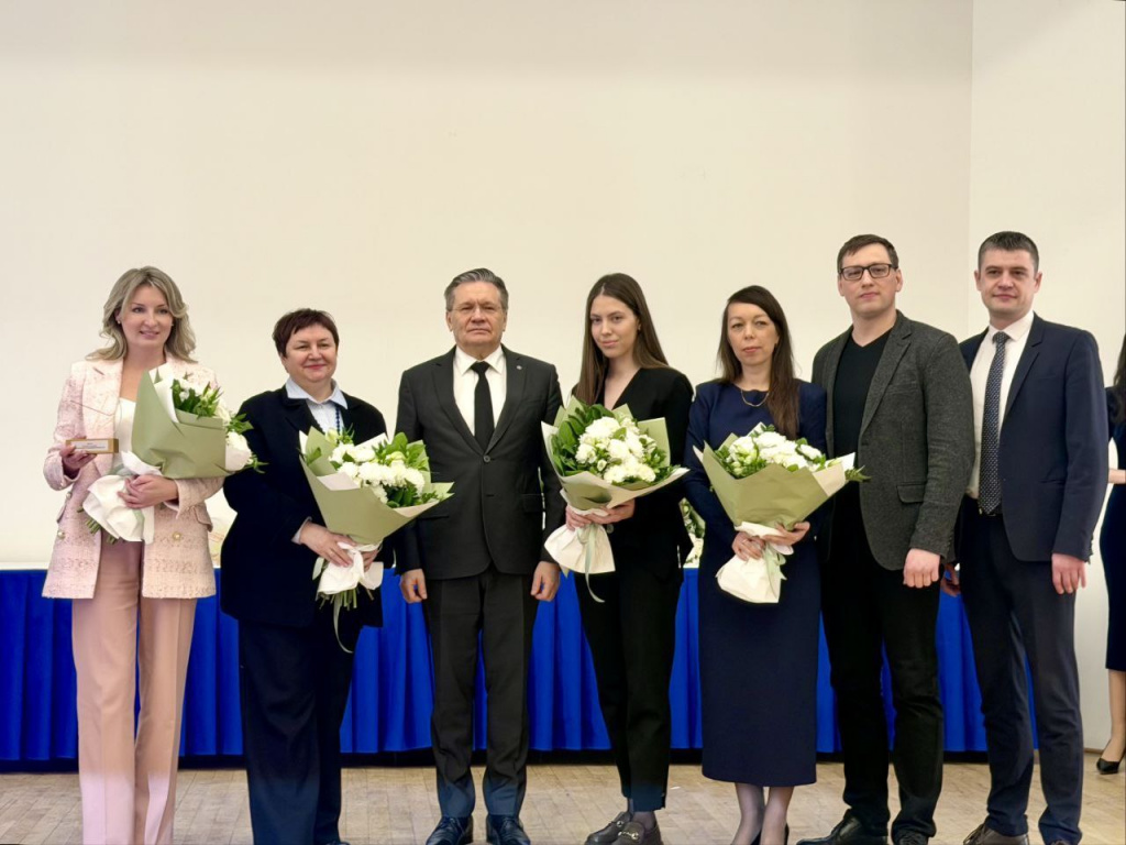 1_Награждение Ольги Романовой из Нововоронежа, предоставлено АО Концерн Росэнергоатом.jpg